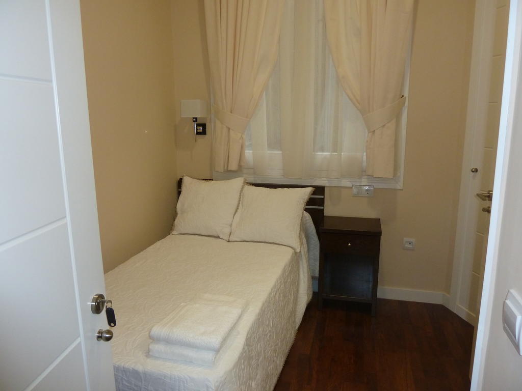 Hostal Mayor Madryt Pokój zdjęcie