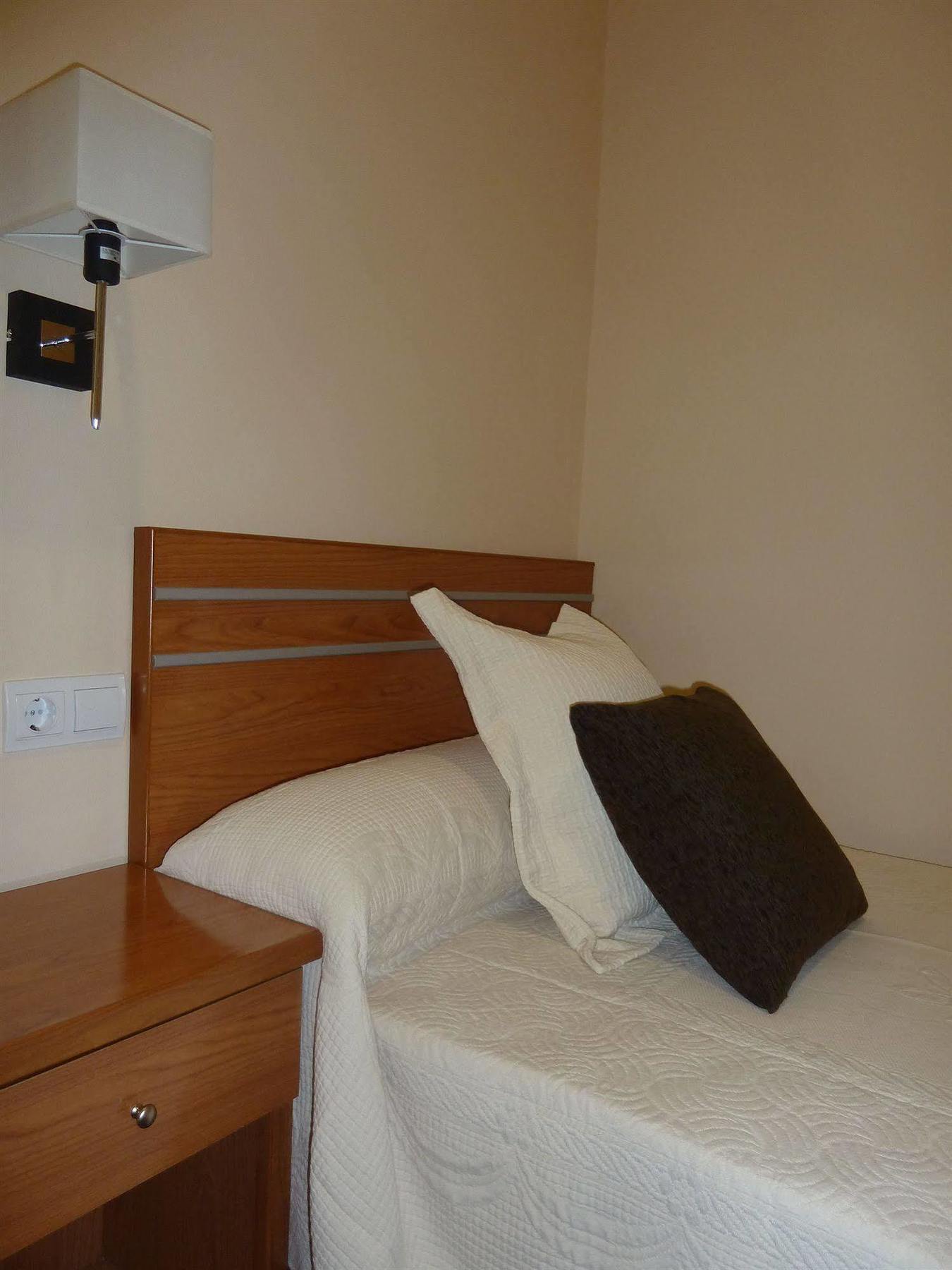 Hostal Mayor Madryt Zewnętrze zdjęcie