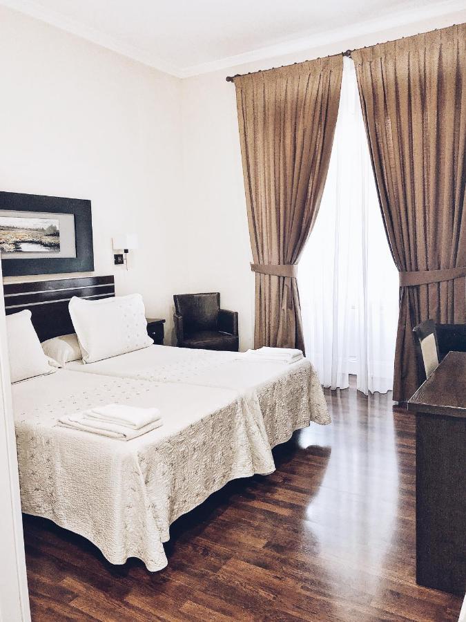 Hostal Mayor Madryt Zewnętrze zdjęcie